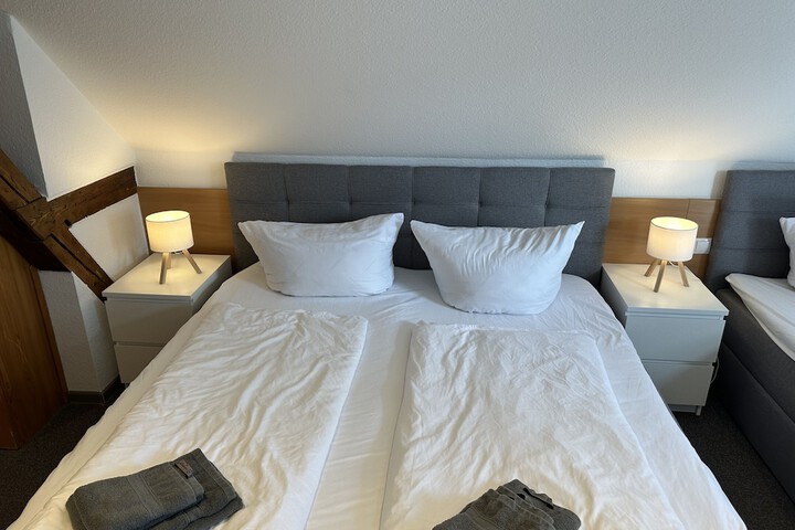 Room 50 of 85