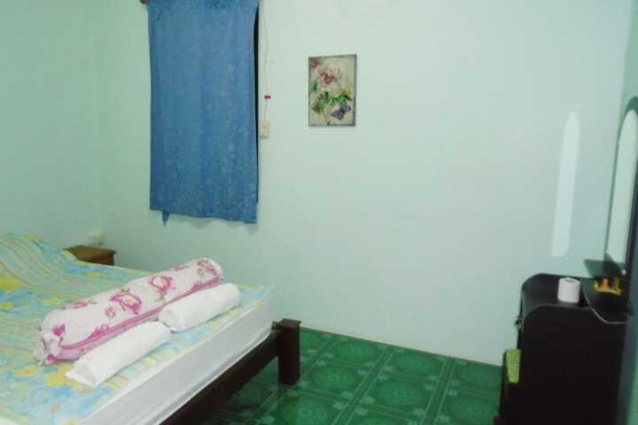 Room 6 of 19