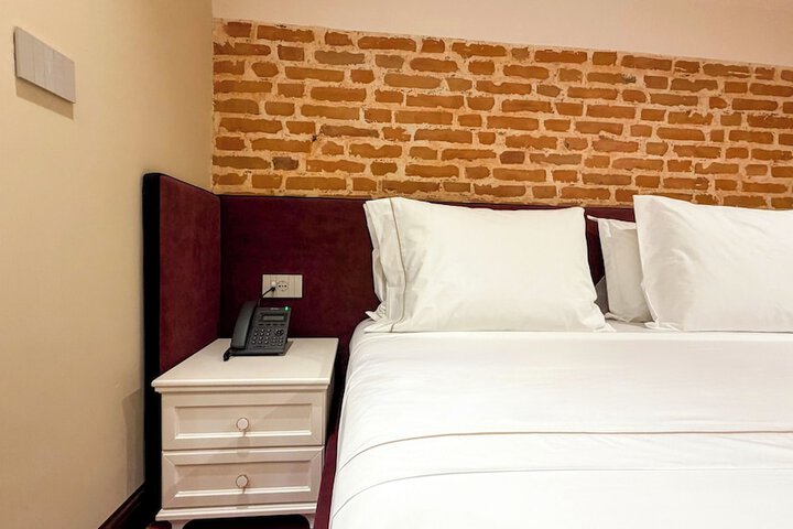 Room 36 of 96