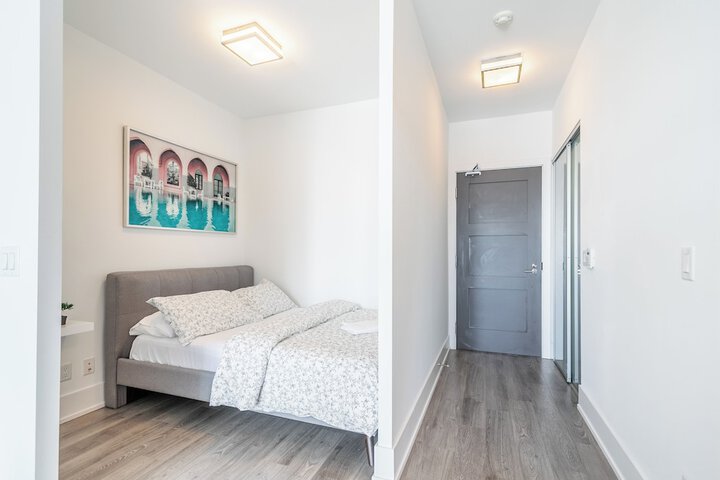 Room 20 of 136
