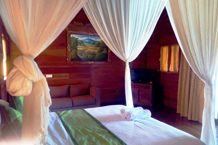Room 4 of 39