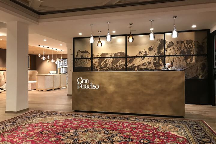 Lobby Entry