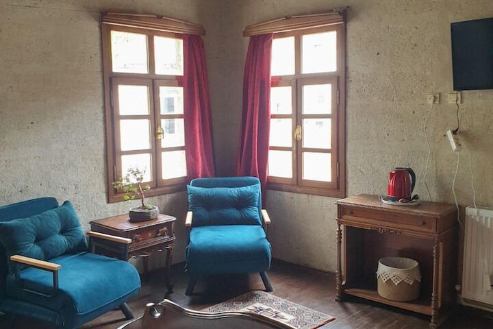 Room 34 of 38