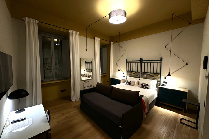 Room 5 of 23