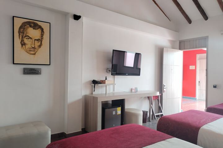 Room 32 of 91