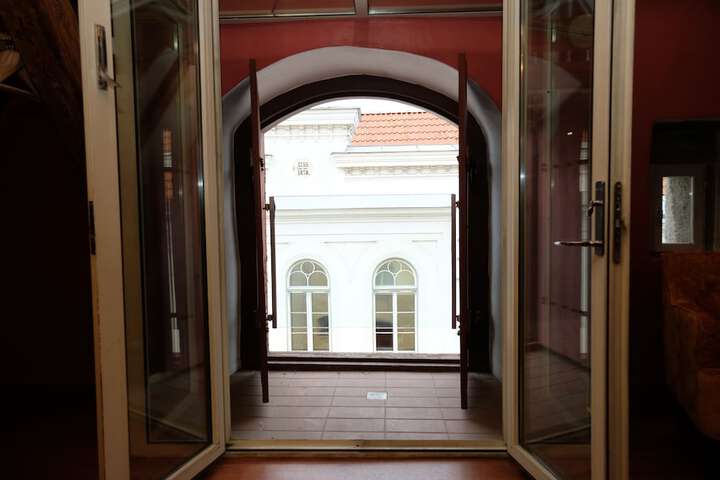 Room 32 of 115