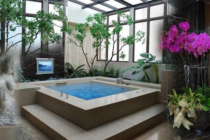 Spa 52 of 70