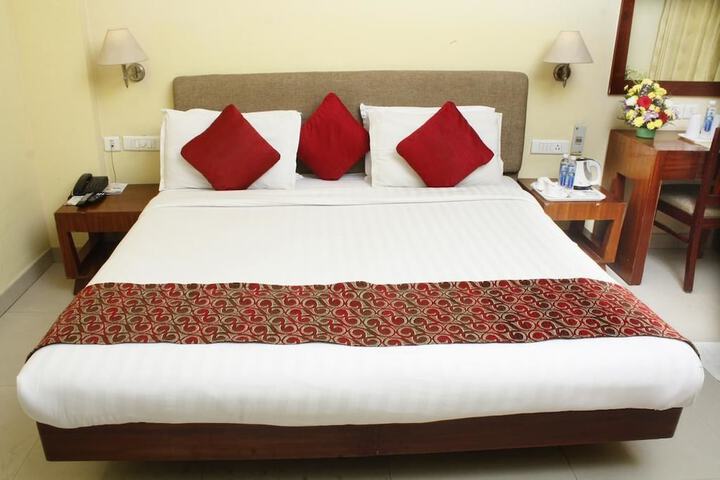 Room 5 of 37