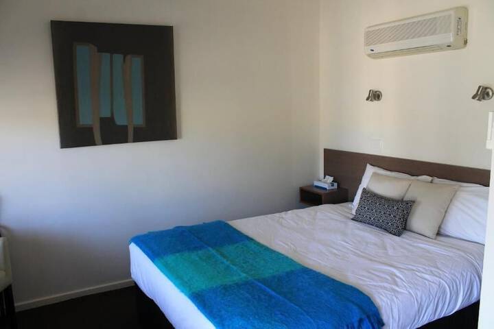 Room 18 of 35