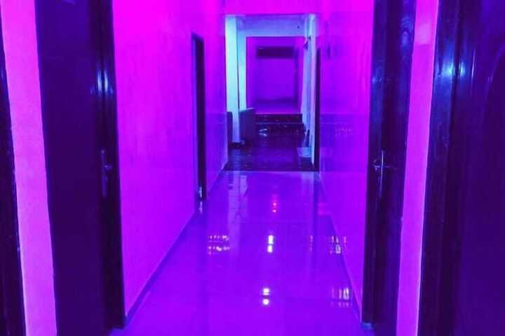 Ballroom/Hall 23 of 25