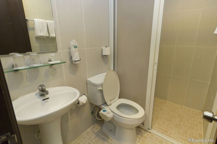 Room 30 of 68