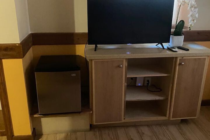Room 7 of 14