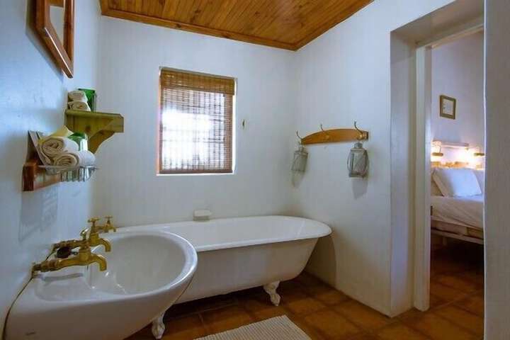 Room 14 of 24