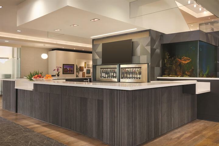 Snack bar