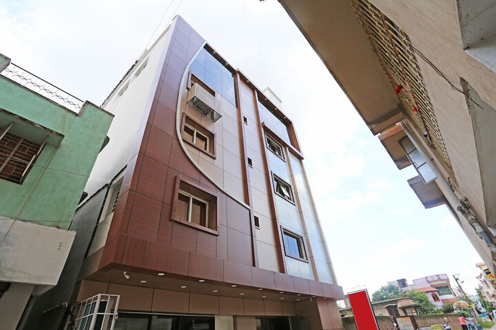 Image of OYO 6709 Hotel L N International