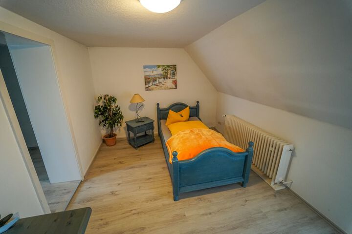 Room 5 of 31