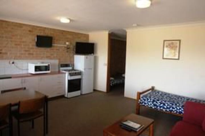 Room 5 of 17