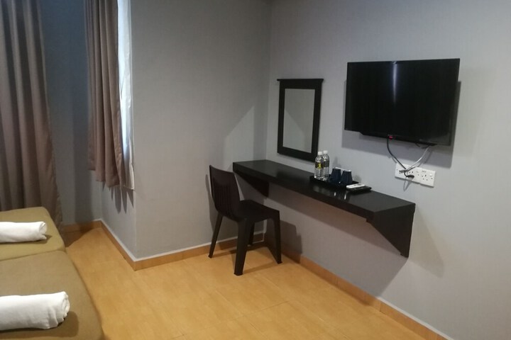 Room 26 of 39