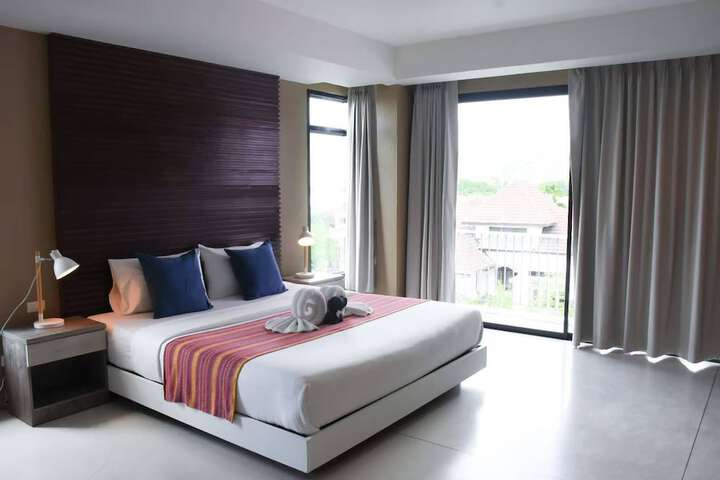 Room 7 of 35