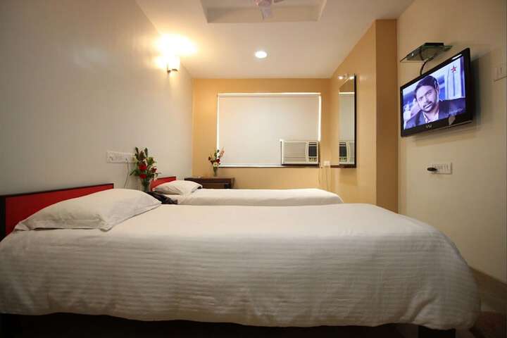 Room 8 of 23