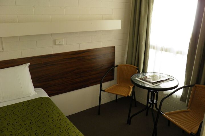 Room 18 of 53