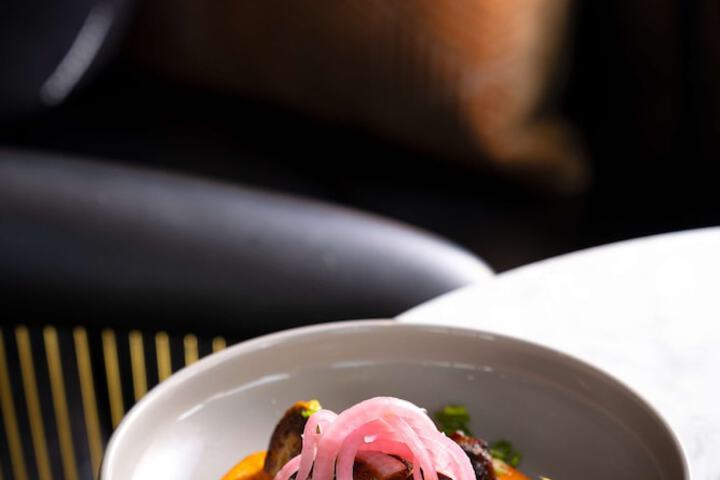 Dining 47 of 64