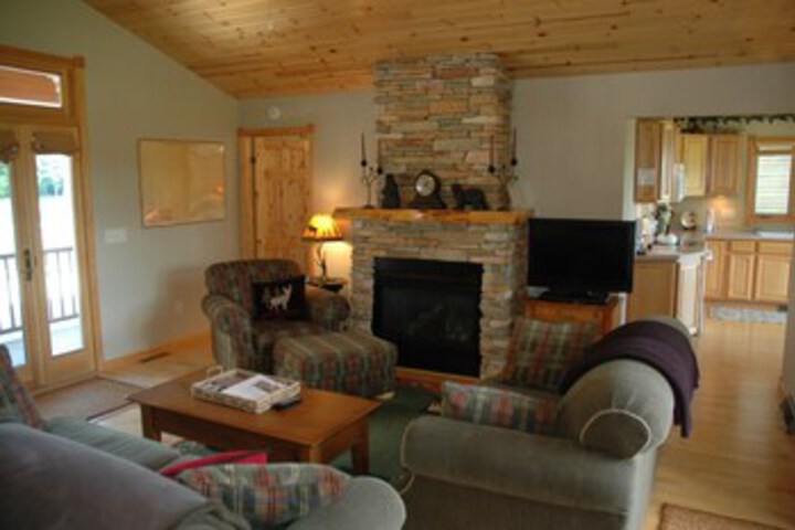 Room 53 of 250