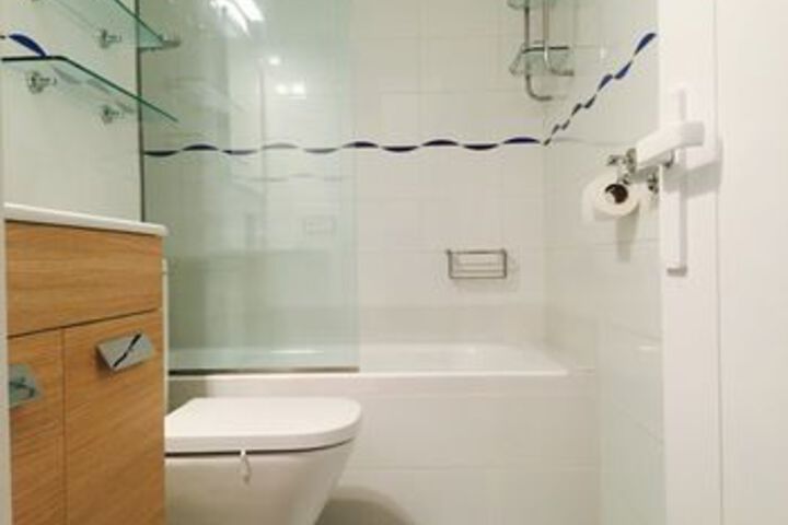 Room 10 of 309