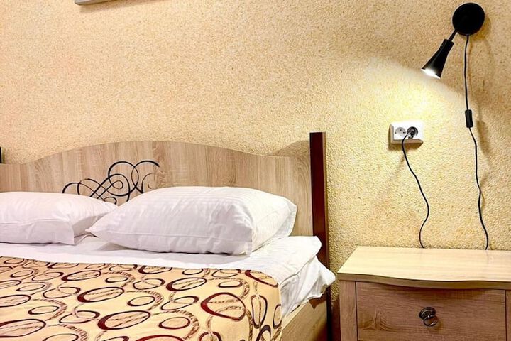 Room 18 of 34