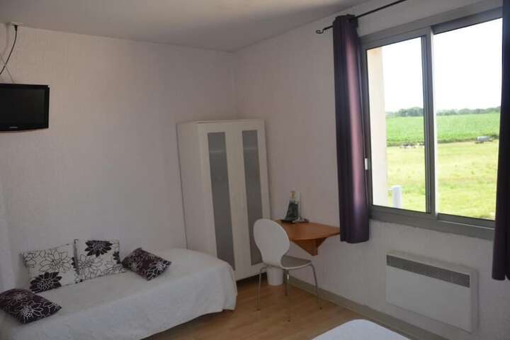 Room 7 of 49