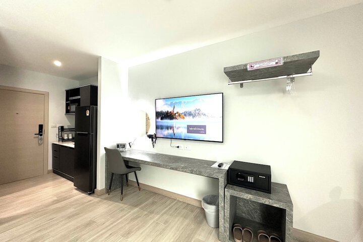 Room 16 of 75