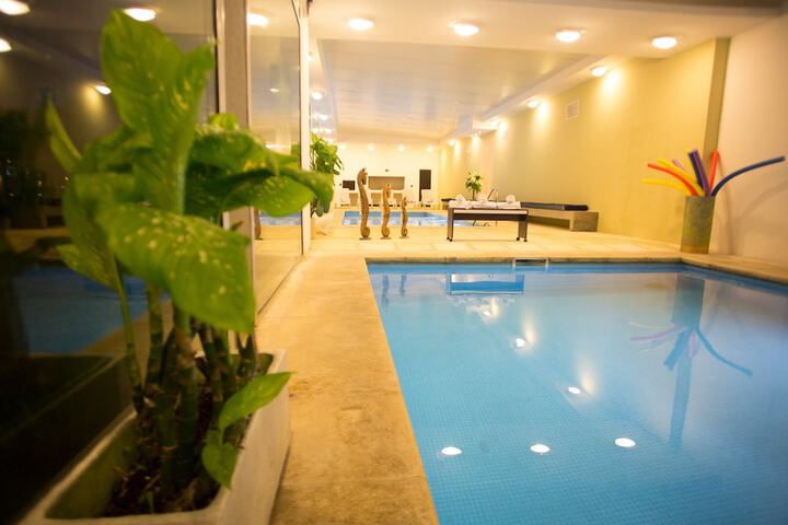 Pool 16 of 52