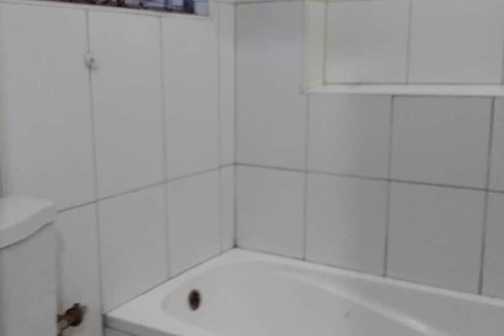 Room 10 of 11