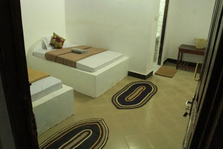 Room 2 of 12