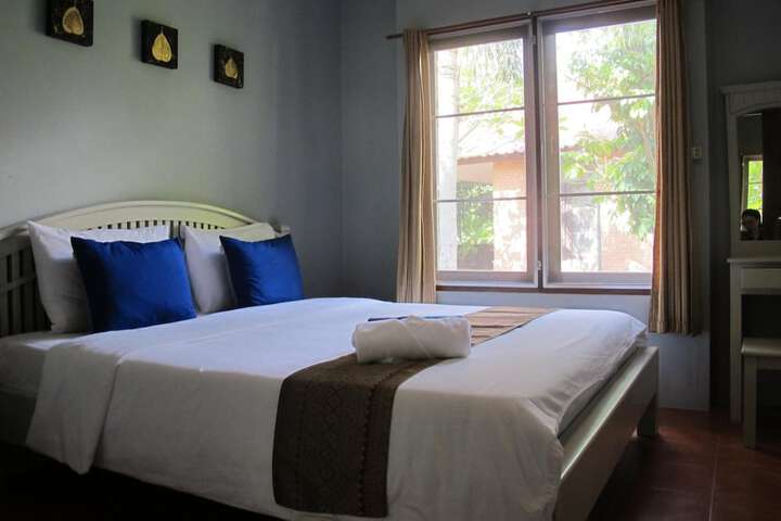 Room 12 of 63