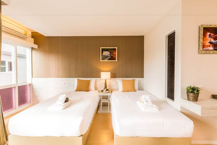 Room 15 of 110
