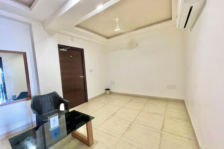 Room 9 of 52