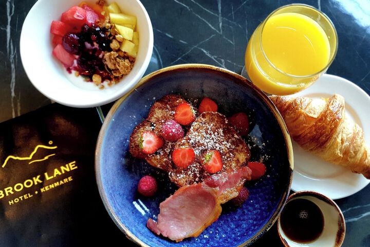 Breakfast/Coffee Service 37 of 49