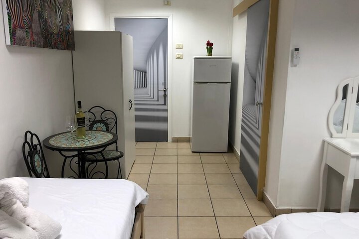 Room 38 of 140