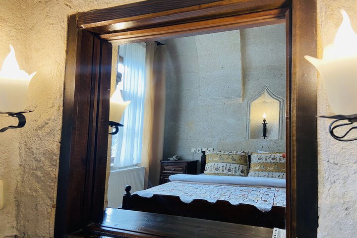 Room 28 of 86