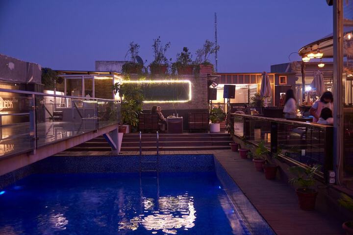 Pool 37 of 54