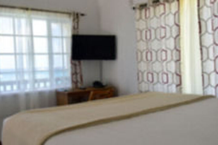 Room 16 of 32