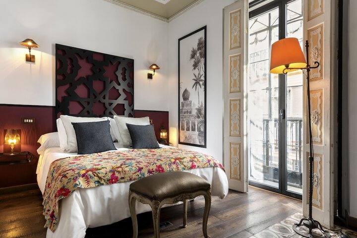 Room 15 of 77