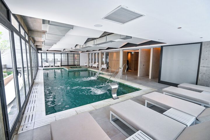 Pool 49 of 107