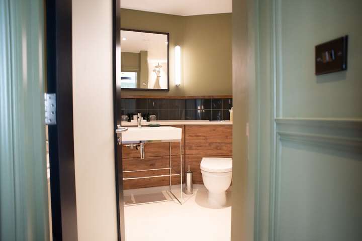 Room 46 of 72