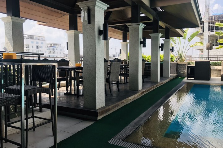 Pool 125 of 139
