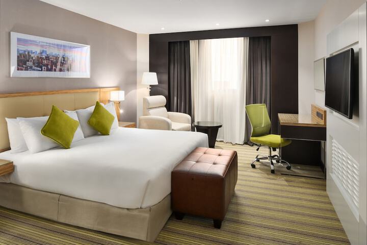 Room 20 of 39