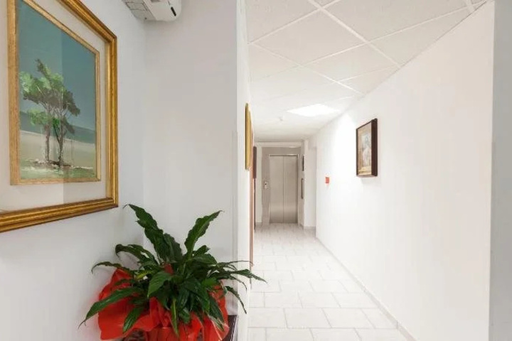 Room 14 of 20