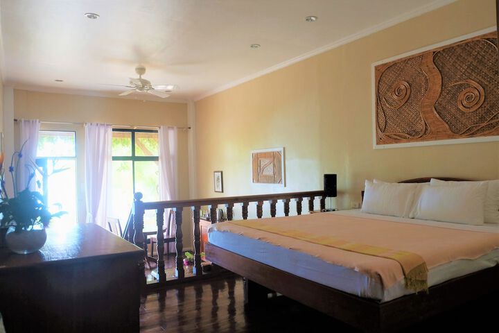 Room 16 of 120