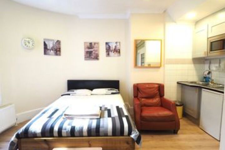 Room 60 of 96